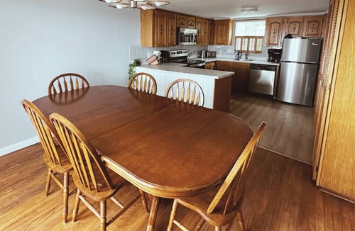 New Harbour House | Saltbox Landing – Bayfront Views