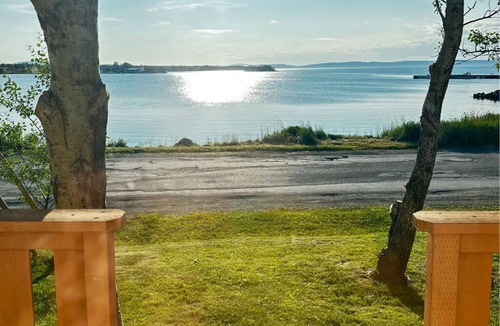 New Harbour House | Saltbox Landing – Bayfront Views