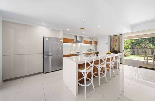 Twin Waters House | Saltbreeze - Twin Waters Laidback Poolside Living