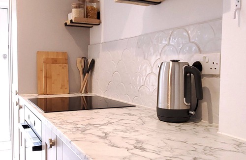 Saltdean Apartment | Saltdean annexe, excellent location