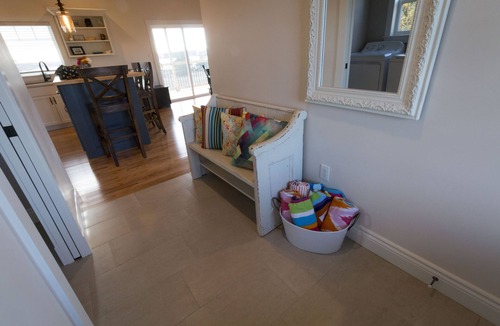 New London House | Saltwater Melody Executive Beach House