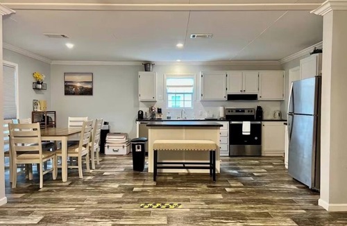 Brooksville House | Saltwater Pool + Fire Pit Nights , Weeki Wachee