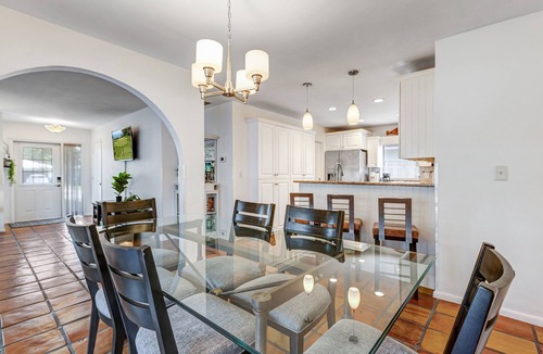 Naples Park House | Saltwater Pool + Game Room | 5 Min to Beach | Sleeps 8