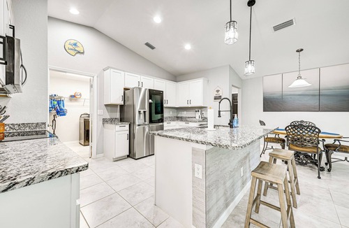 North Port House | Saltwater Pool & Game Room: Gulf Coast Retreat