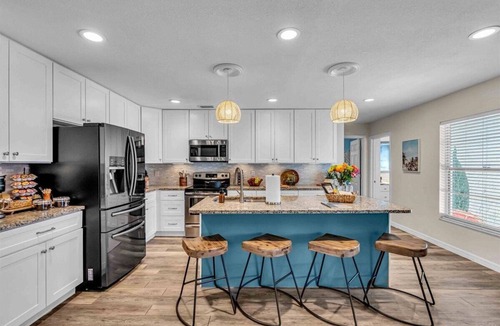 Whitfield House | Saltwater Siesta Private Family Retreat | FREE Heated Pool | New! Mini Golf | Game Room | Near Beach | IMG