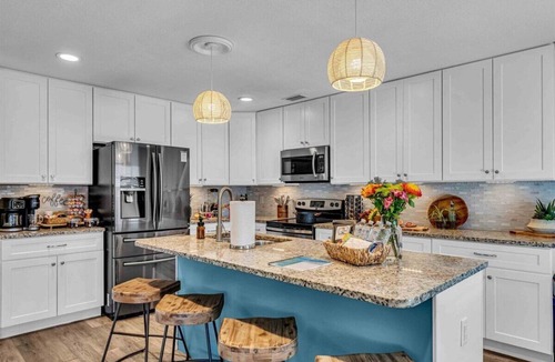 Whitfield House | Saltwater Siesta Private Family Retreat | FREE Heated Pool | New! Mini Golf | Game Room | Near Beach | IMG