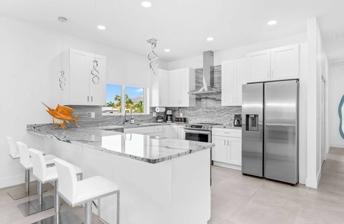 Marathon Villa | Saltwater Social ~ Game Room ~ Pool ~ Dock ~ Views