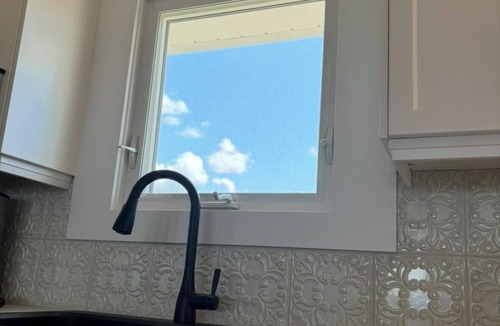 New London Cottage | Saltwater Song Beach House