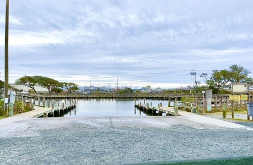Surf City Apartment | Saltwater Suites, 302 Queen 3rd Floor