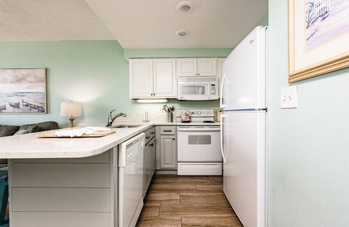 Daytona Beach Condo | Saltwater Sunrise - Ocean Walk