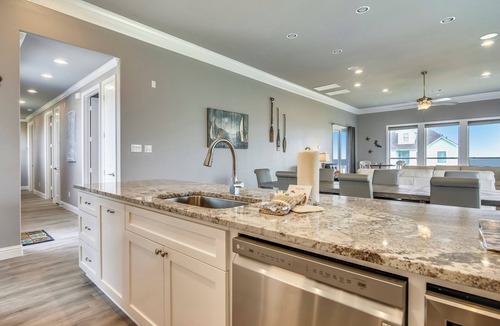 Indian Beach Cottage | Salty Blue Mermaid by Ryson Vacation Rentals