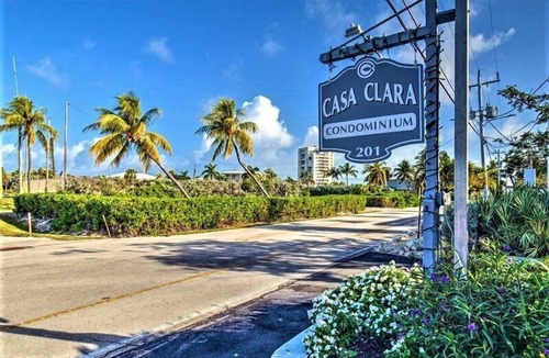 Key Colony Beach House | Salty Breezes Condo 2bed 2bath second floor with elevator, pool & ocean front!