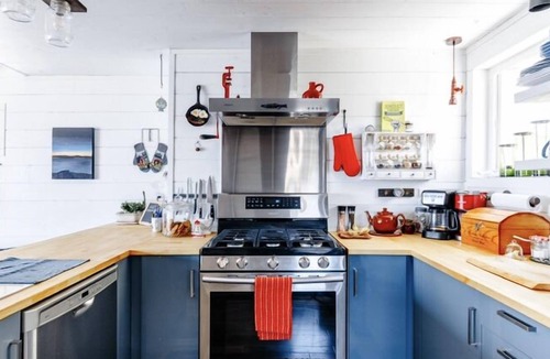 Upper Island Cove Bed & Breakfast | Salty By The Sea