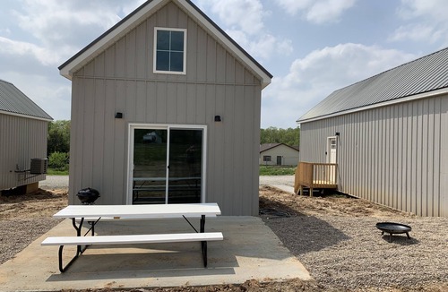 Monroe City Cabin | Salty Cedar Cabins #3