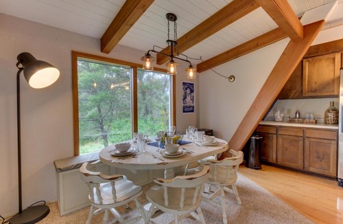 Florence House | Salty Dog Lodge