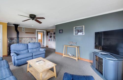 Pacific Beach House | Salty Dog