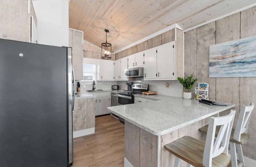Ocean Isle Beach House | Salty Kisses & Starfish Wishes by Brunswick VR: Oceanfront & Pet-Friendly