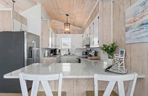 Ocean Isle Beach House | Salty Kisses & Starfish Wishes by Brunswick VR: Oceanfront & Pet-Friendly