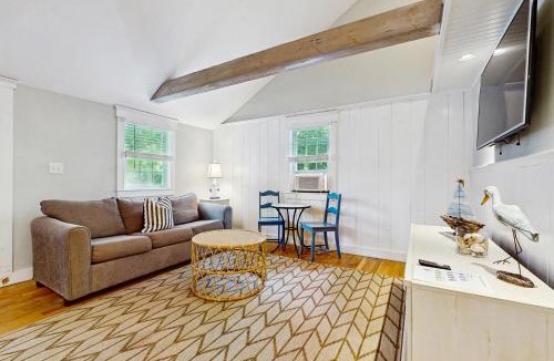 West Yarmouth House | Salty Kisses Unit 20
