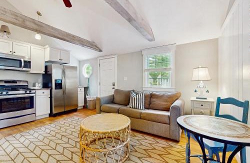 West Yarmouth House | Salty Kisses Unit 20