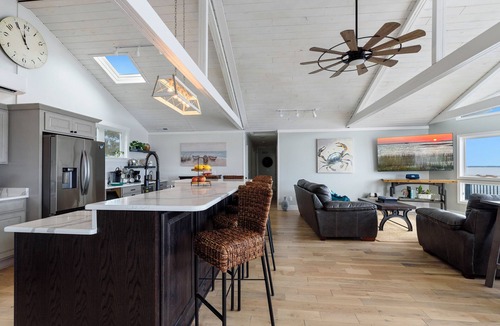 Deep Hole House | Salty Oyster | Waterfront living at it