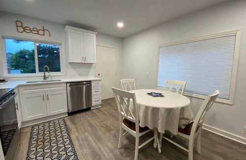 Waldport Apartment | Salty Seahorse