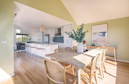 Smiths Beach House | Salty Shores Smiths Beach