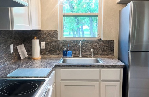 Rockport Cottage | Salty Silo Bed & Breakfast, Silo Barn coffee & bar Woodfire Pizza available