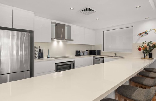 Huskisson Apartment | Salty Steves by Experience Jervis Bay