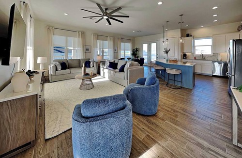 Rockport House | Salty Sunrise | Bayfront Views + Private Pool