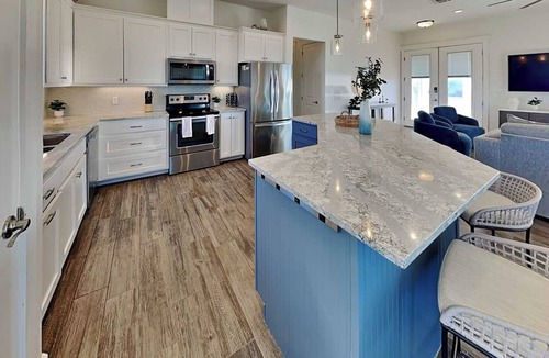 Rockport House | Salty Sunrise | Bayfront Views + Private Pool