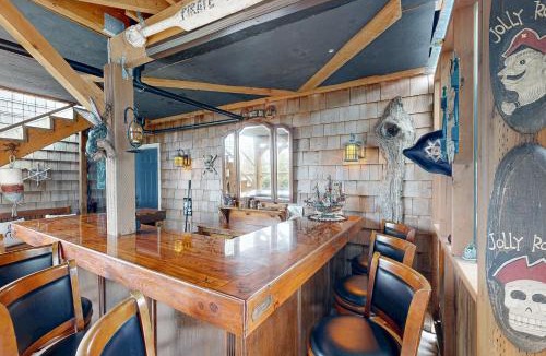 Depoe Bay House | Salty Sunsets