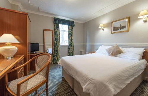 Perth Hotel | Salutation Hotel