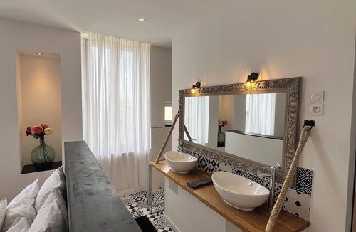 Bastide Saint-Louis Bed & Breakfast | SalutBB Chambre d'hote