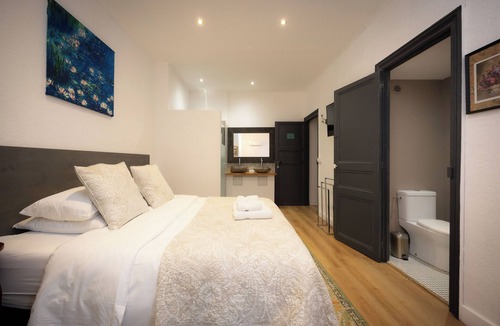 Bastide Saint-Louis Bed & Breakfast | SalutBB Chambre d'hote