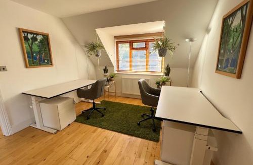 Locks Heath Apartment | Salvi's Hideout