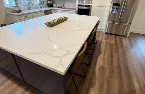 Brookeland House | Sam Rayburn Stunner - South End - Fully Remodeled, Water View, and Water Access