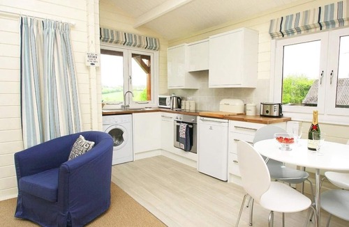 Liskeard Cottage | SAM'S CABIN, family friendly, with pool in Looe