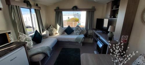 Towyn Other | Sam's Caravan Hire Golden Gate