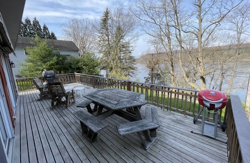 Dundee Cottage | SAM'S Dock