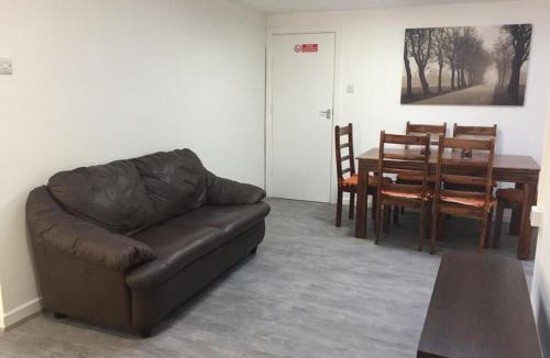 Rusholme House | Sama's Stylish Room 5