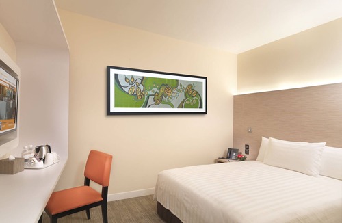 Sepang Hotel | Sama-Sama Express KLIA Terminal 2 - Airside Transit Hotel