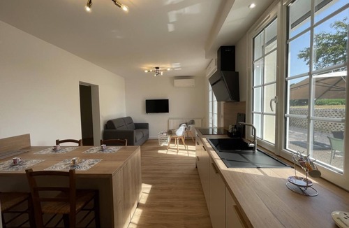 Lasclaveries House | SAMATHA - LASCLAVERIES