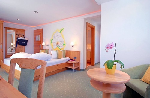 Ravaisch Hotel | Samnaunerhof Vital-Hotel