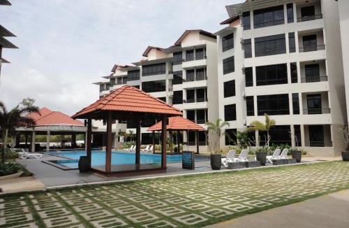 Balok Apartment | Samsuria Exclusive Beach Penthouse