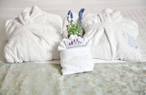 Ashfield-Colborne-Wawanosh Hotel | Samuel's Boutique Hotel