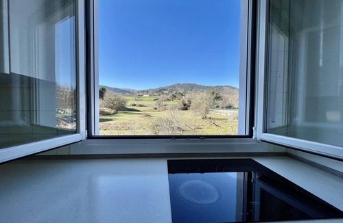 Sukarrieta Apartment | San Antonio Beach Flat