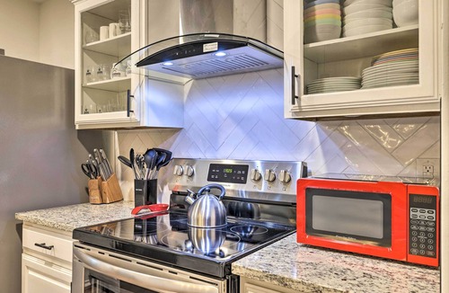 North San Antonio - SAT Cottage | San Antonio Family Home w/Game Room & Fire Pit!