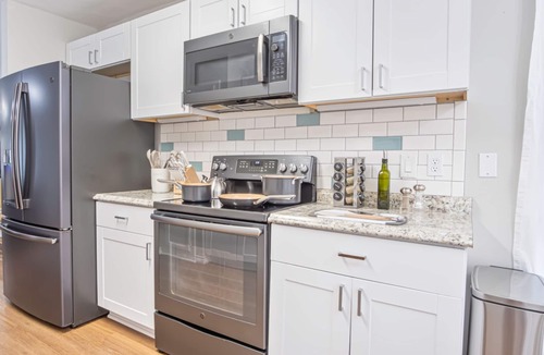 San Antonio House | San Antonio Gem! Heated Pool, Games, Gym & Cozy Comforts