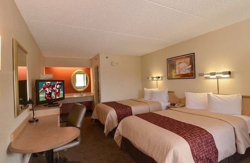 North San Antonio - SAT Hotel | San Antonio Gem: Two Family Ready Rooms with Pet-Friendly Atmosphere